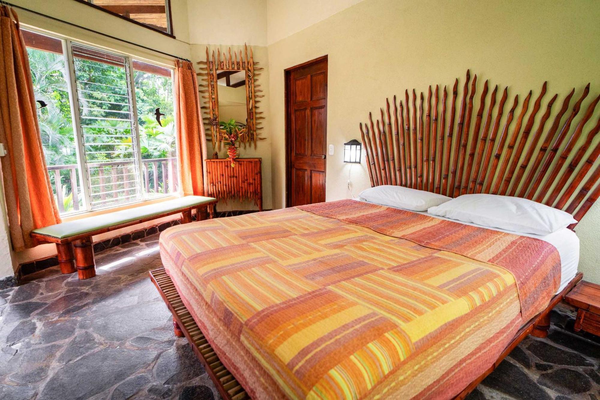 Heliconia Island Bed & Breakfast Las Horquetas Exterior photo