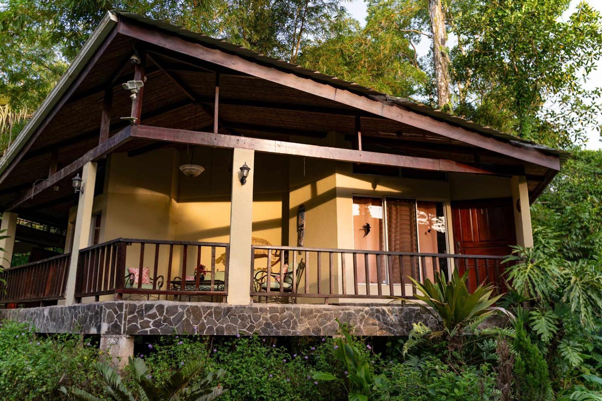 Heliconia Island Bed & Breakfast Las Horquetas Exterior photo