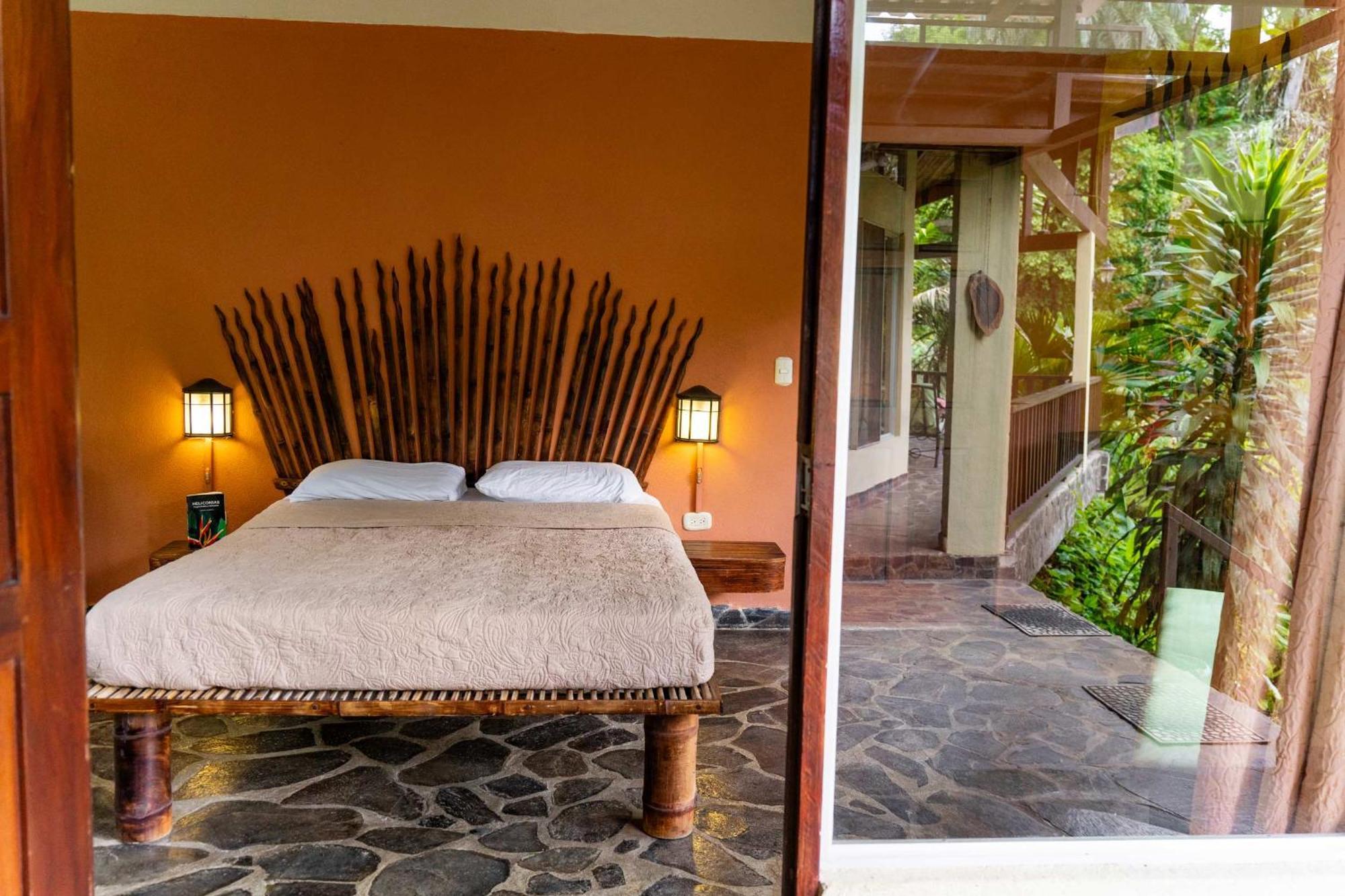 Heliconia Island Bed & Breakfast Las Horquetas Exterior photo