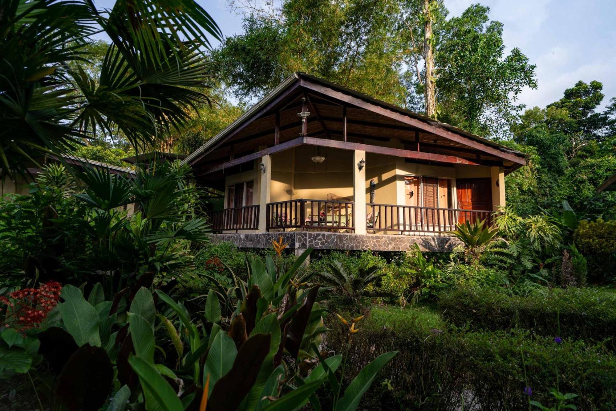 Heliconia Island Bed & Breakfast Las Horquetas Exterior photo